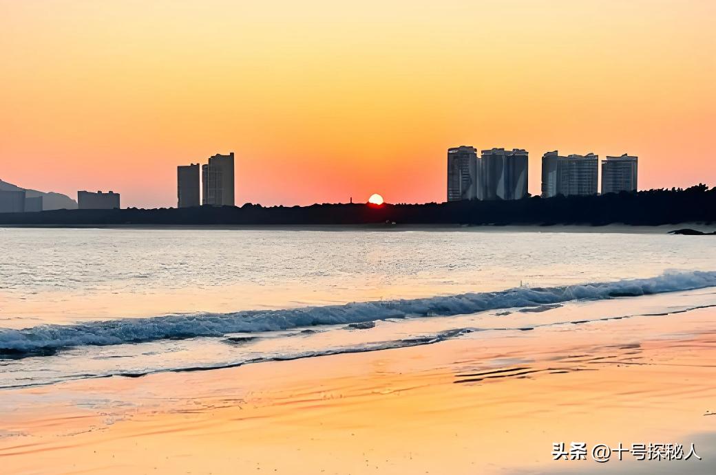 临终将“私生子”托付给何超琼，赌王下的这盘大棋，五年后才看懂