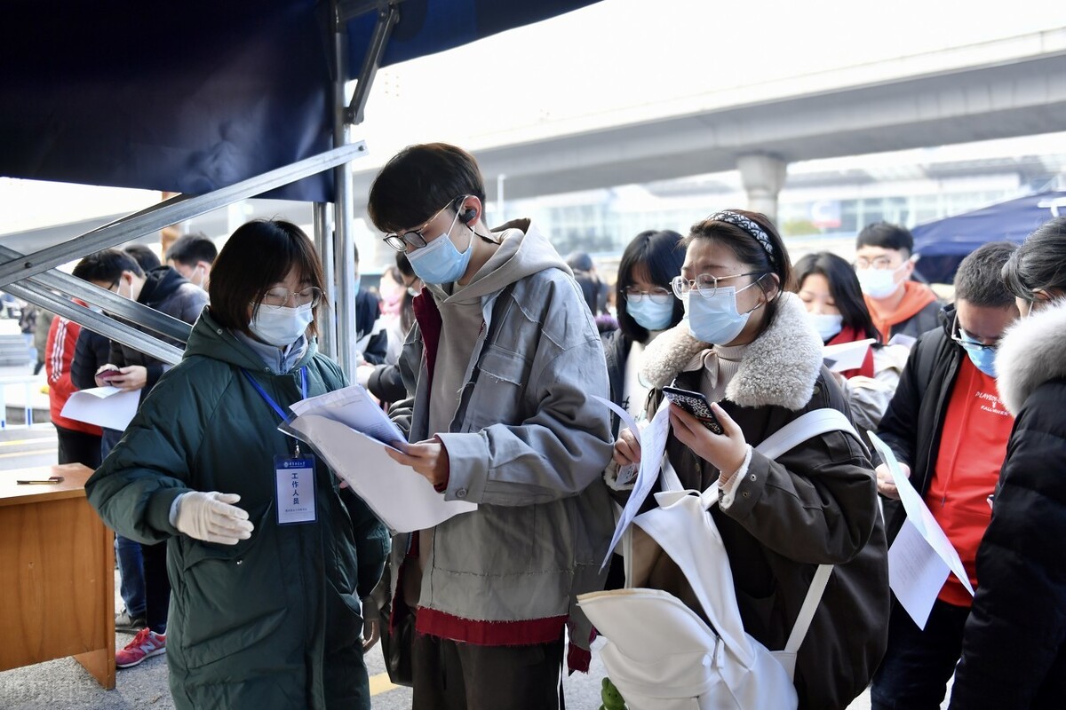 2021国考面试，如何在无领导小组面试中脱颖而出？