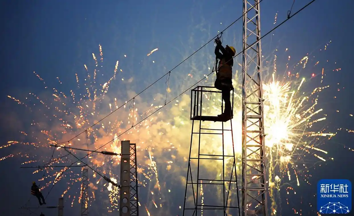 “国社之镜·世纪光影”新华社新闻摄影展｜时空巨变（下篇）