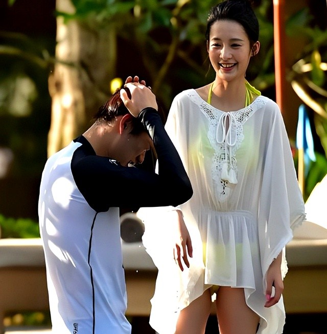 内娱的明星有多离谱，强吻袭胸掀衣服，“假戏真做”太可怕