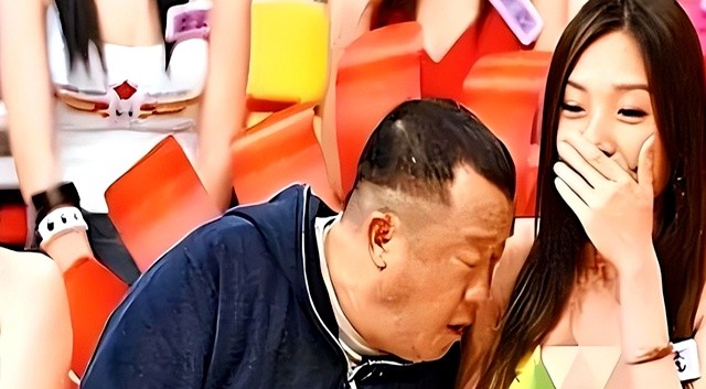 内娱的明星有多离谱，强吻袭胸掀衣服，“假戏真做”太可怕