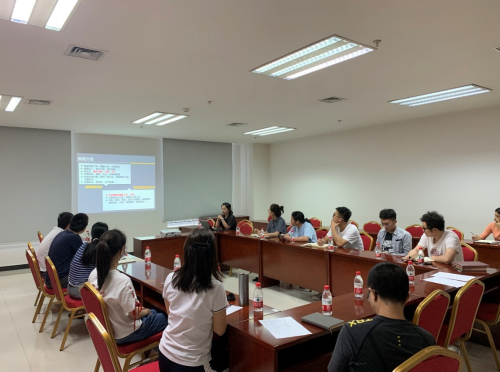 “学好新闻宣传 讲好创新故事”——重庆研究院学生新闻写作专题培训会顺利举办