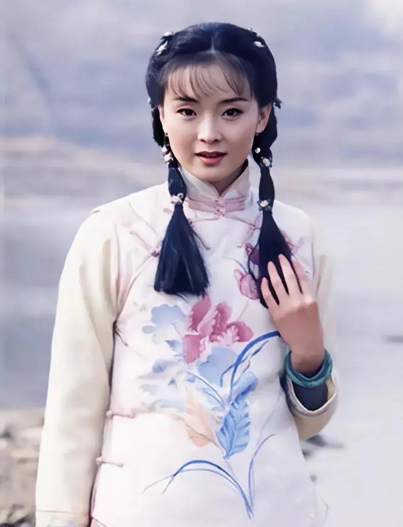 山东大妞王艳，自断星途嫁入豪门，婚后生活令人唏嘘