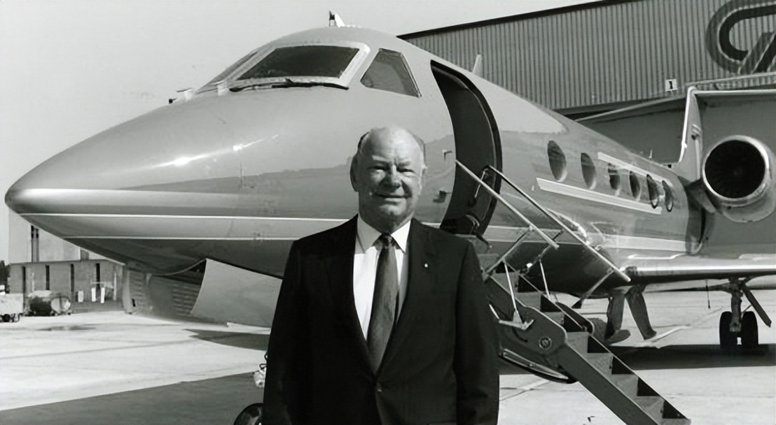 有趣的飞行器25-前拉后推的公务机 AJI湾流 盗贼 400/500