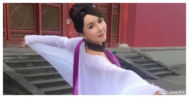 金瓶梅“龚玥菲”：身材堪称精品，凹凸有致，火辣爆棚！