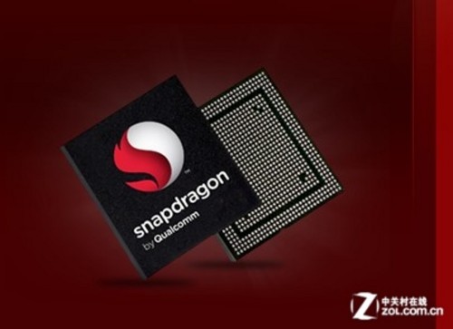 价格"大杀器" 699元双核小辣椒手机评测