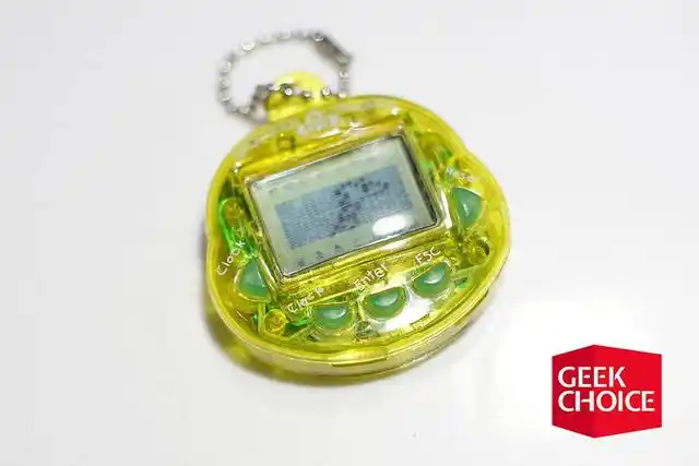 与我朝夕相处的电子宠物,其实是学校旁小铺卖的山寨货