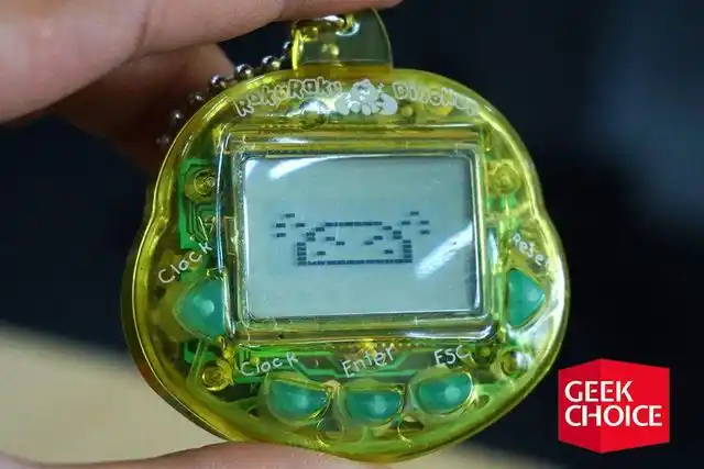 与我朝夕相处的电子宠物,其实是学校旁小铺卖的山寨货