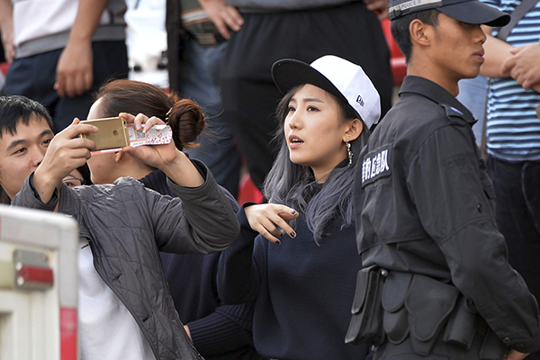 中超球队多了位美女老板，这个时尚圈设计师怎么成了足球人