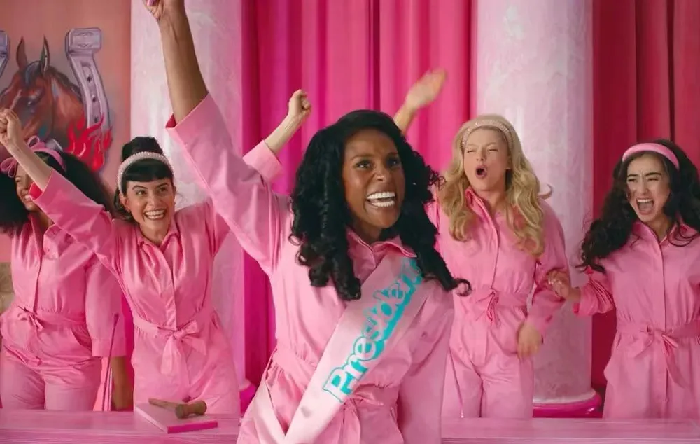 《芭比》：一部写给成年人的暗黑童话