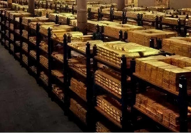 萨达姆有多聪明？死前留下200亿遗产，美国能查到，就是拿不到