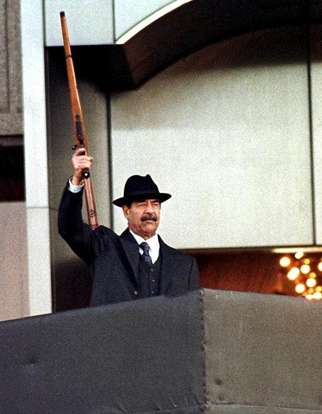 萨达姆有多聪明？死前留下200亿遗产，美国费劲找到却拿不到