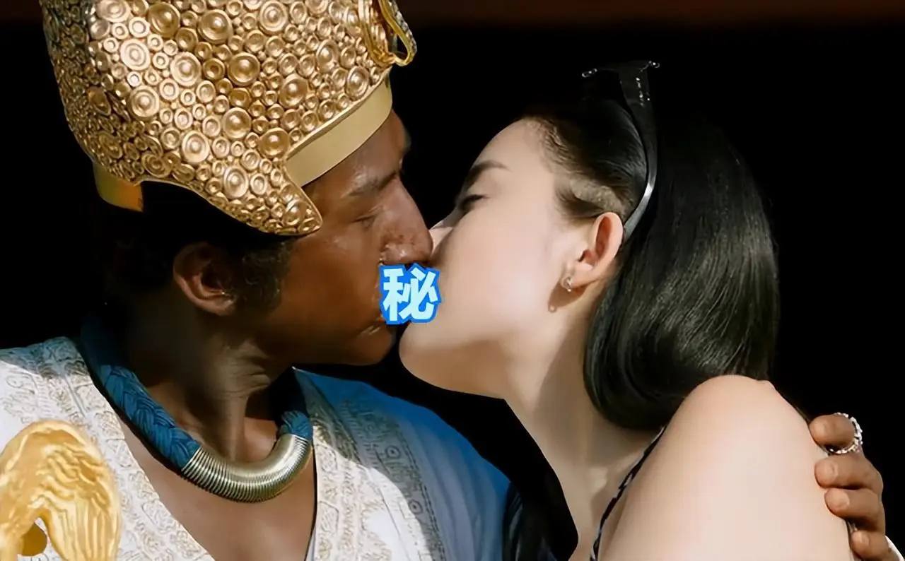 叛逆影帝邓超：抛弃女明星恋车晓，偷吃江一燕被孙俪8000万摆平