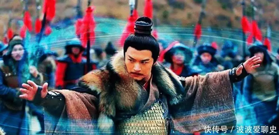 郭靖战死时，杨过没去救他，另一位大侠却去了，还带走了九阴真经