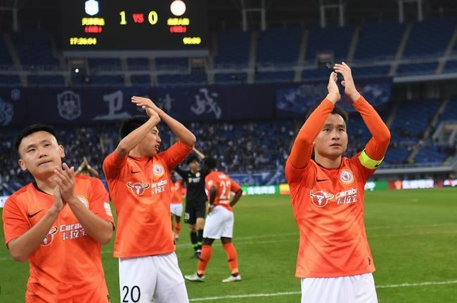 主力球员全部流失！中国足坛流浪者要说再见？曾让巅峰恒大头痛