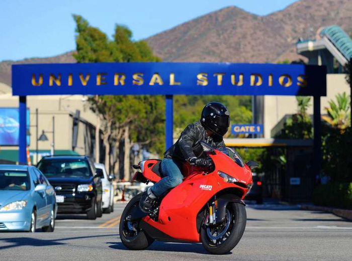 揭秘《碟中谍7》搏命幕后：无论多危险，都要追求卓越