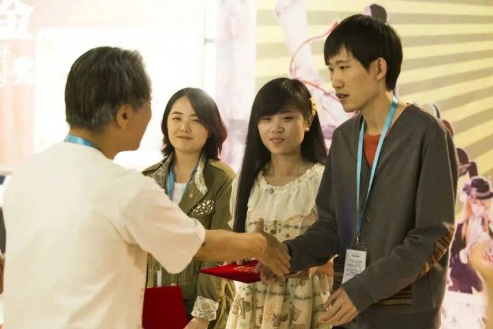 日本泰斗级漫画家、《银河铁道999》作者松本零士去世，享年85岁！他曾为中国国际动漫节亲绘贺图