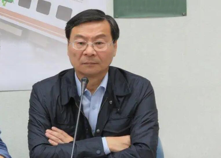 蔡英文大阵仗召开“防疫大会”，结果会后第2天自己被隔离，如今在家坐看岛内病例“日创新高”？