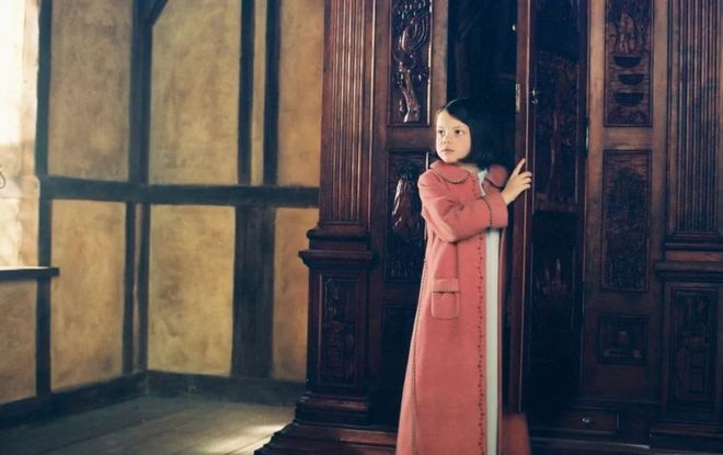 10部经典奇幻电影：看完你就是小魔仙了！