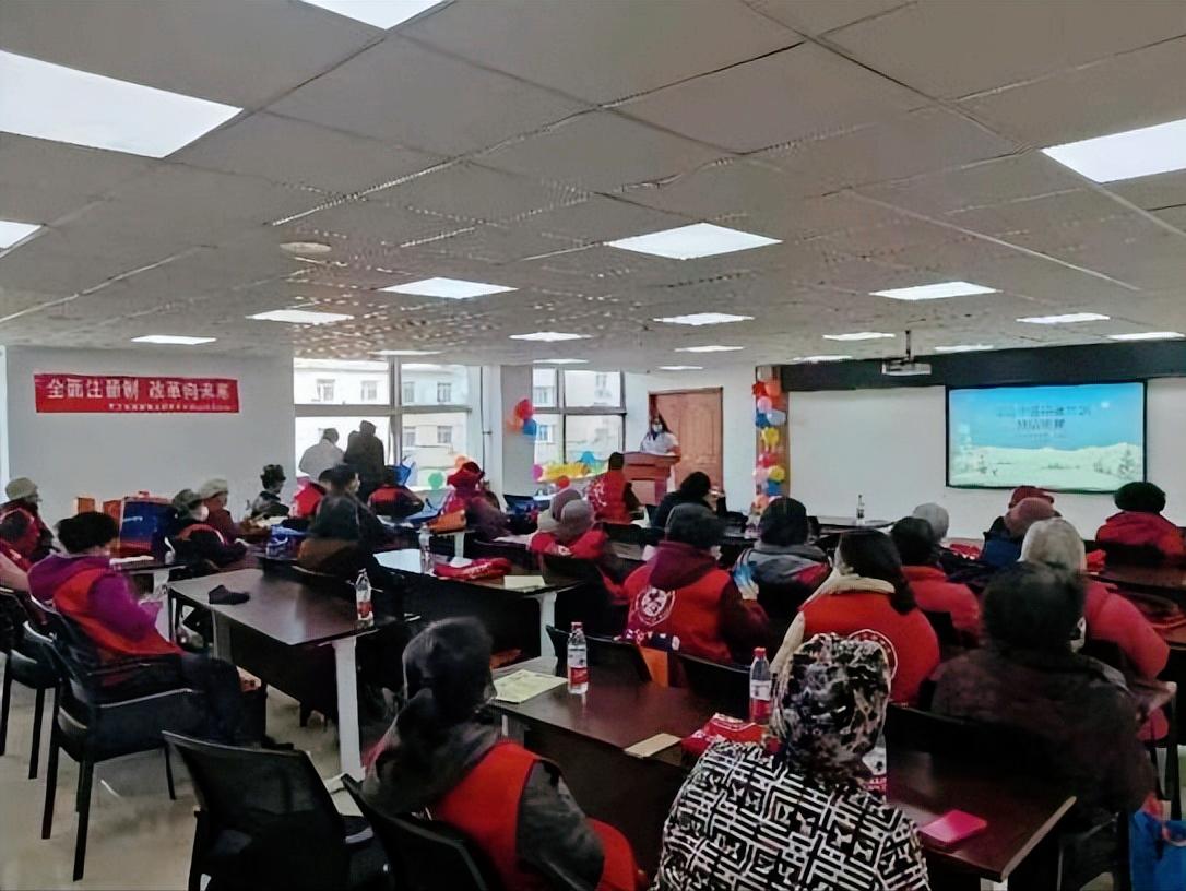 弘扬雷锋精神 呵护百姓健康——沈阳市卫生健康系统各单位多措并举开展学雷锋活动（五）