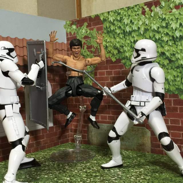 再也不怕乱入狂！女性手办救星防爆警察配件发售