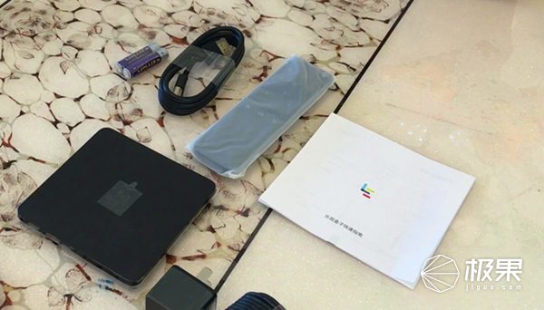 让任何电视都能看海量片源的乐视盒子，智能投屏，手游都能任性玩