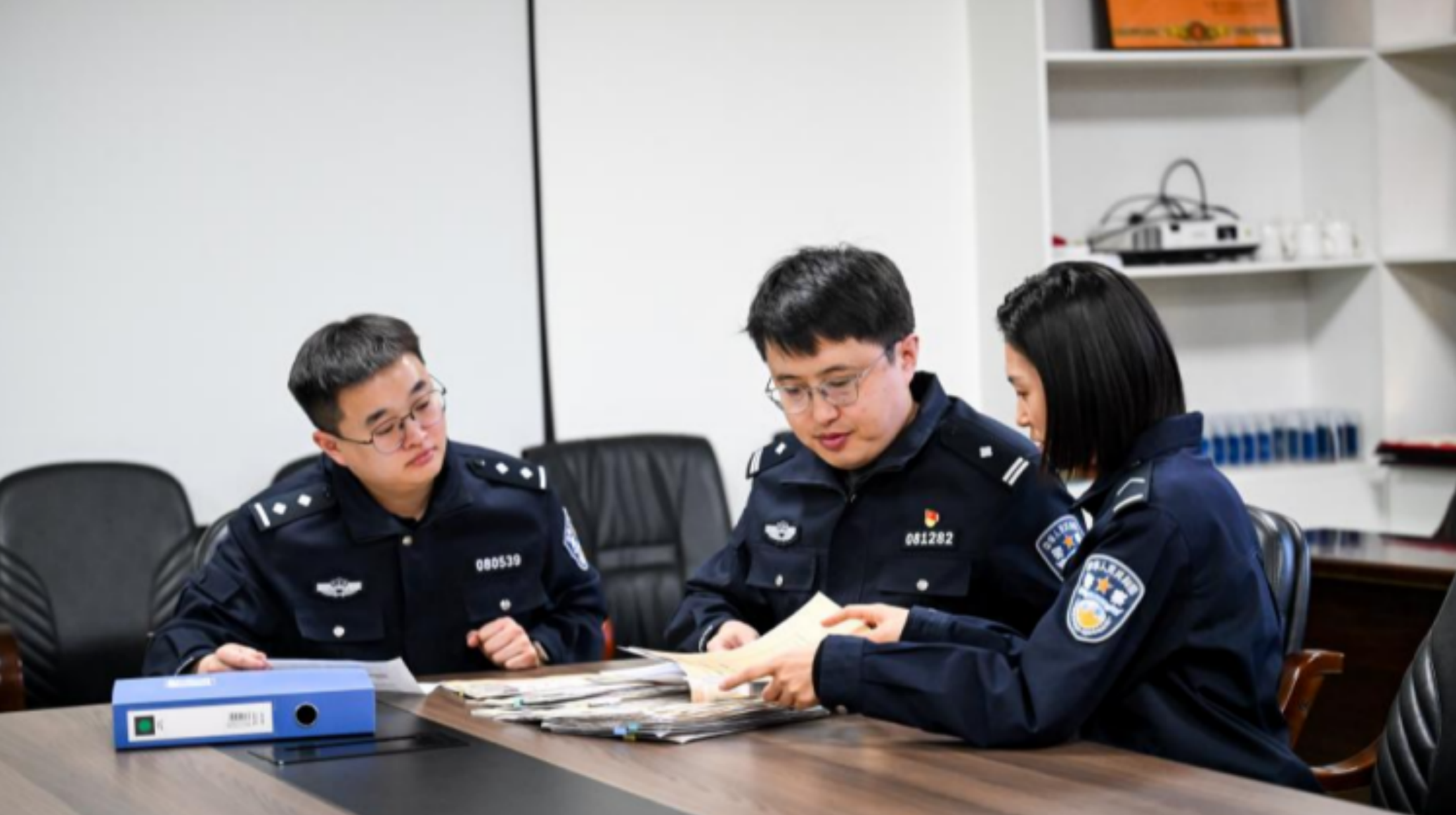 论文自己写，代笔骗子多！