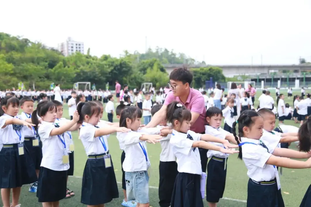 元气满满！多图直击→重庆市永川区中小学开学第一天