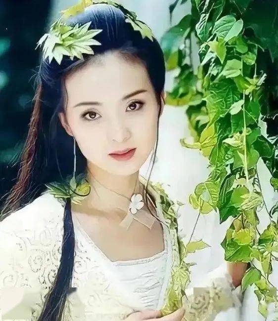 网传王艳豪宅被拍卖，以11亿起拍价无人理，富豪老公欠巨款玩失踪！