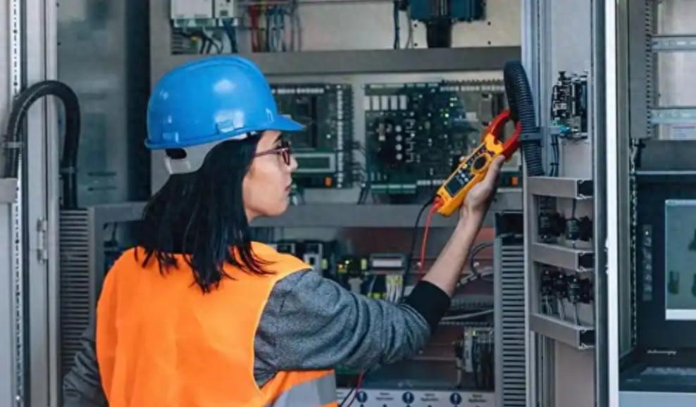 你的竞争对手，正在悄悄做这件事……难怪他的网站更赚钱！