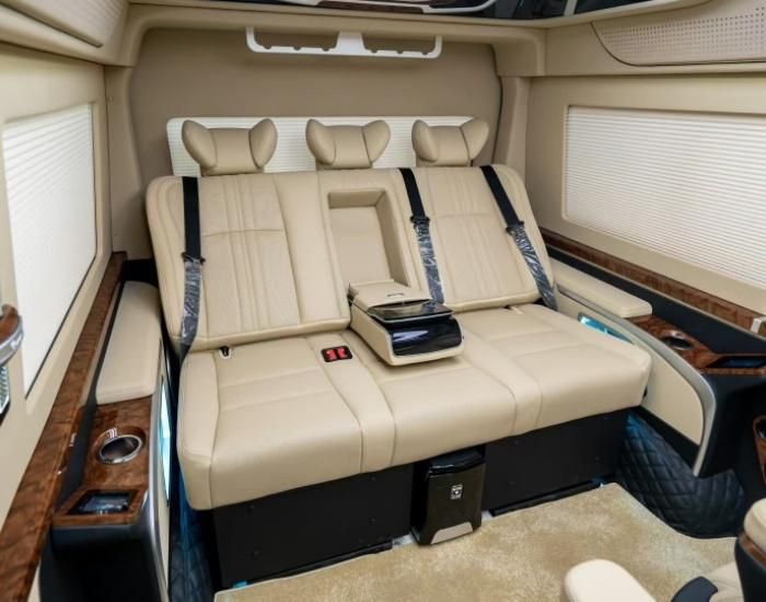 丰田海狮9座多少钱2025 款凯萨皇冠版最低价位山西太原落地价