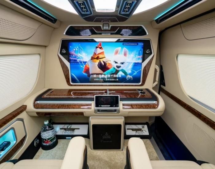 丰田海狮9座多少钱2025 款凯萨皇冠版最低价位山西太原落地价