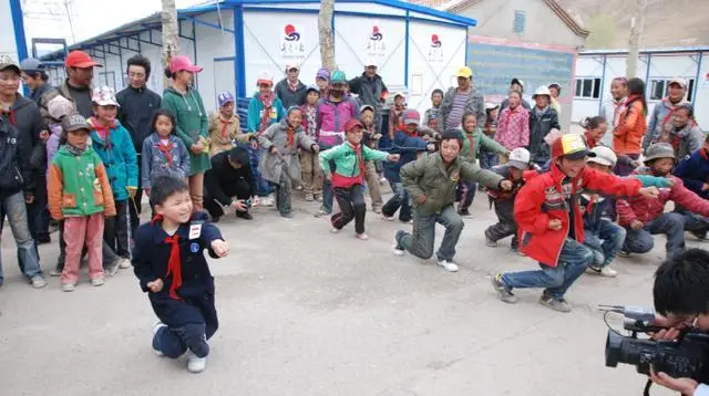 汶川地震救人小英雄林浩：年仅9岁背出两名同学，现在过得怎样