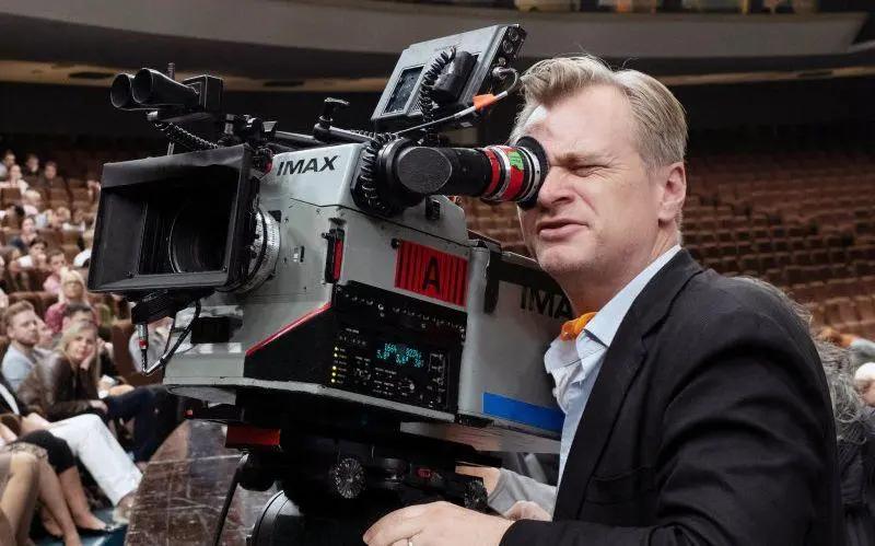 “老古董”诺兰,如何成为好莱坞无冕之王?