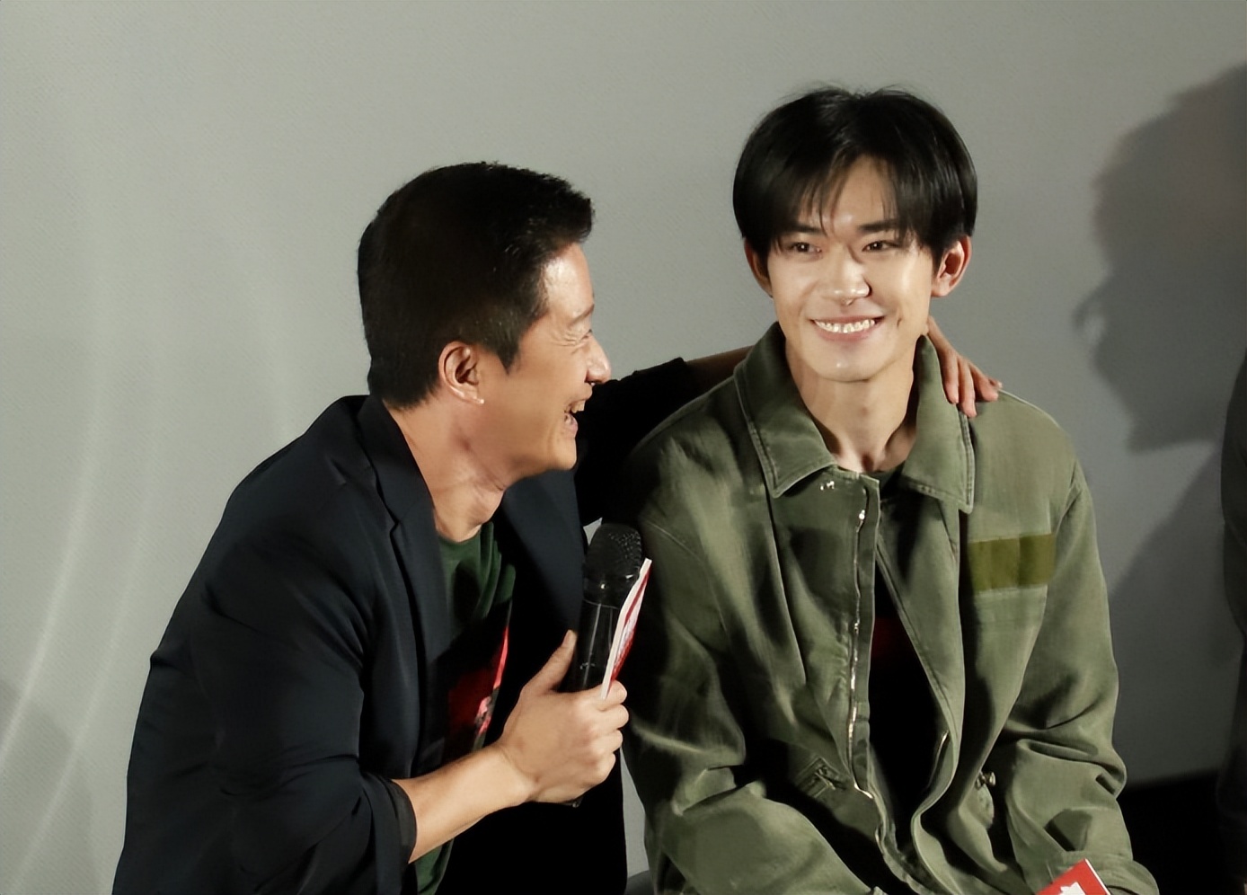 吴京：娶谢楠生两子，大儿子叫“吴所谓”，小儿子叫吴滤