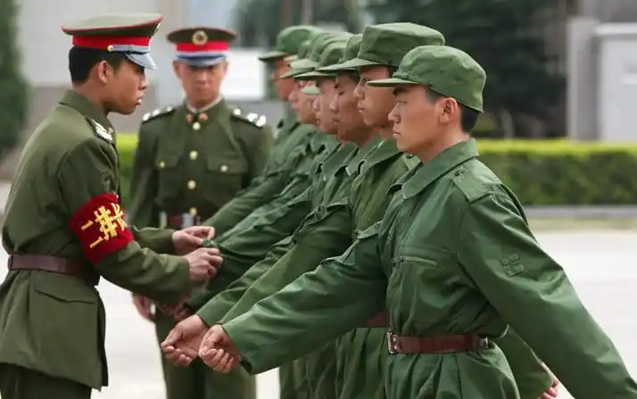 专访｜康洪雷：15年了，为什么我们忘不了《士兵突击》？