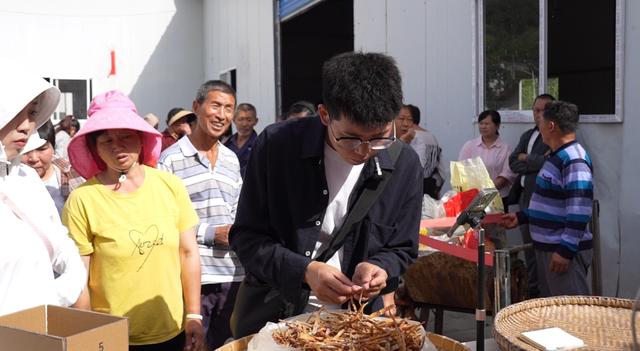 「达州」万源：直播带货走进院坝 农副产品插上“云翅膀”