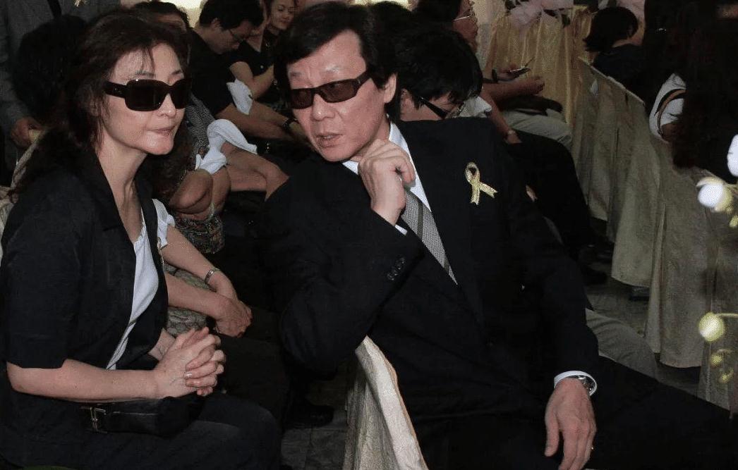 68岁的寇世勋有何魅力？娶得两位佳人相伴？两位妻子的身份大有来头！