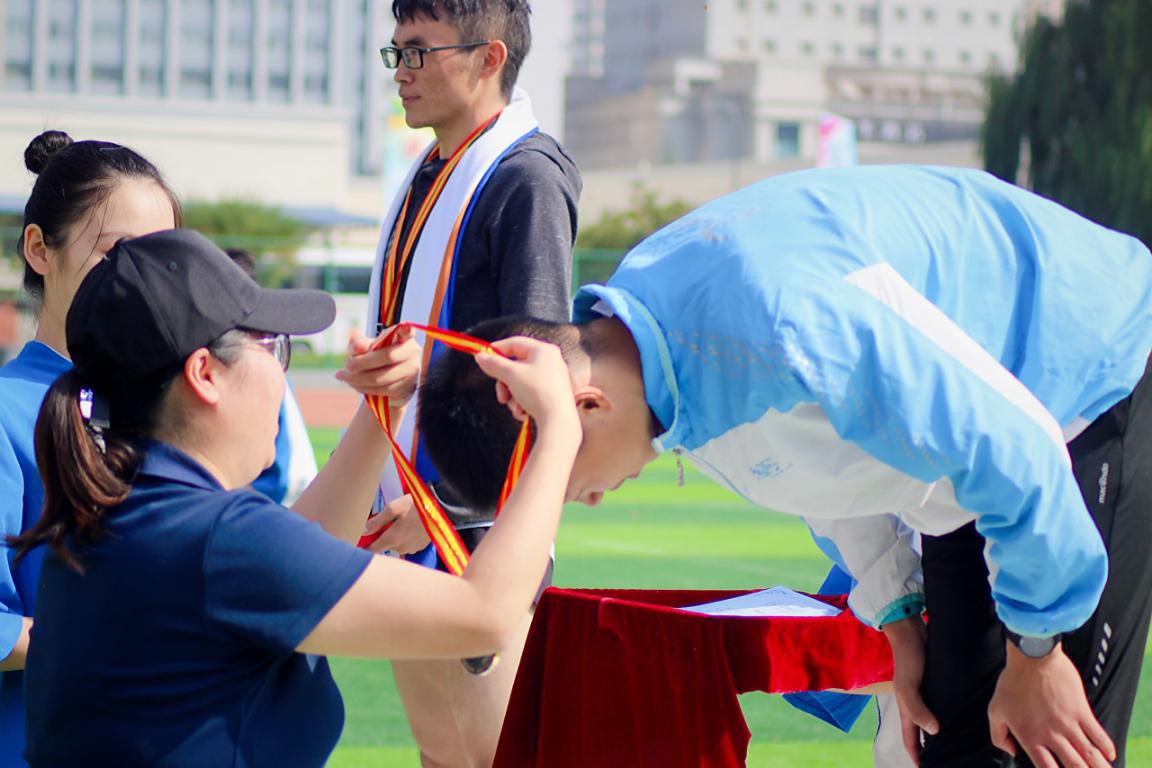 激情与拼搏永不谢幕，青春因运动而闪耀——兰州大学举行2020年研究生运动会