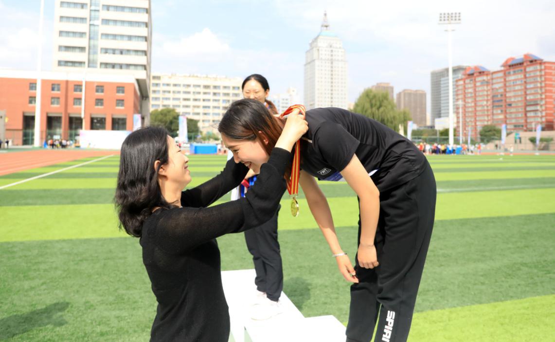 激情与拼搏永不谢幕，青春因运动而闪耀——兰州大学举行2020年研究生运动会