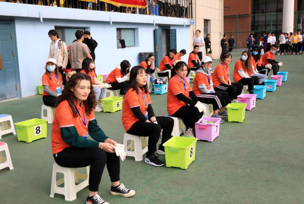 激情与拼搏永不谢幕，青春因运动而闪耀——兰州大学举行2020年研究生运动会