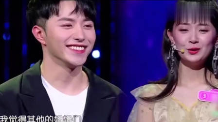 非诚勿扰：富豪假装穷小子来相亲，美女却不嫌弃爆灯倒追，孟非：很有眼光！