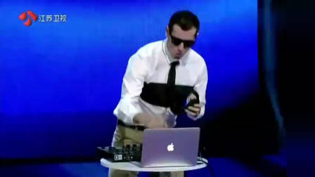 非诚勿扰：肌肉男出场，孟非直呼：好厉害！女嘉宾直接爆灯