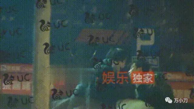 最穷卡里只剩100万，敢怼王家卫的新电影，他到底哪里来的勇气？