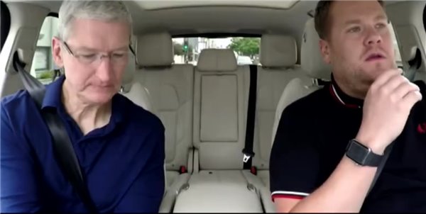 Lady Gaga、Adele、比伯都坐过他的车 这位老司机竟然要主持明年的格莱美？