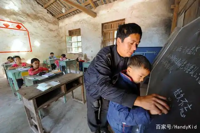 人民老师连续10年入选《感动中国》，细数这些动人事迹，致敬感恩