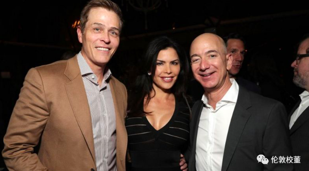 新料:亚马逊总裁发给情人的露骨短信全面曝光!看完脸红!