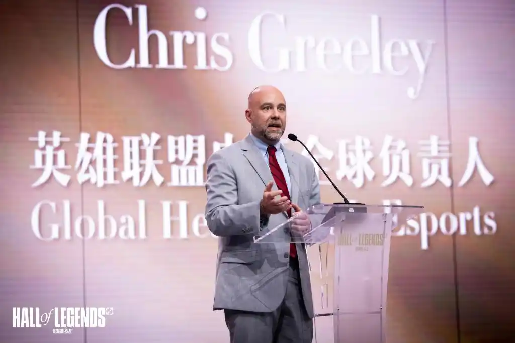 传奇永不落幕，Uzi入选英雄联盟名人堂