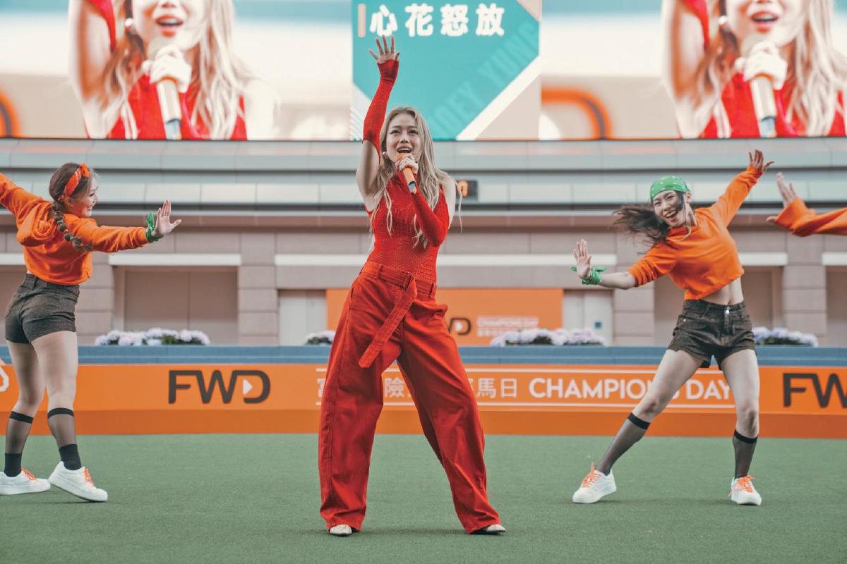 “赛马旅游”丰富香港游玩新生态