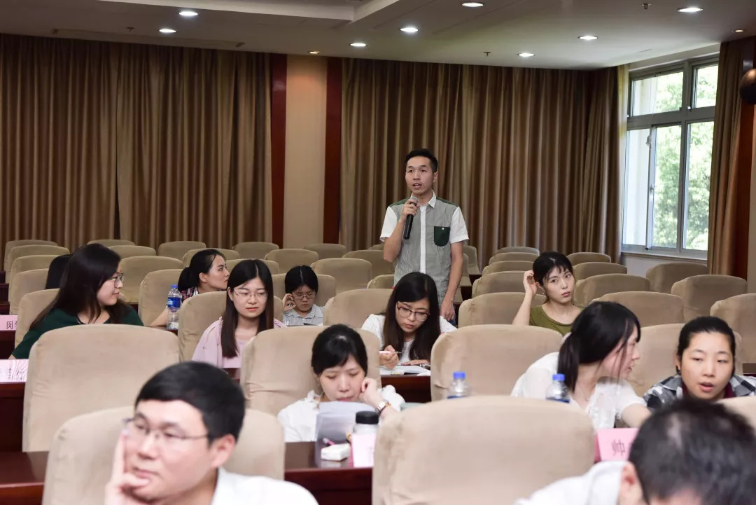 身临其境！“突发事件新闻发布会”就该这么办！